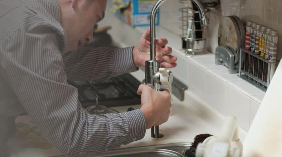 Local annual plumbing maintenance in Deanville, TX